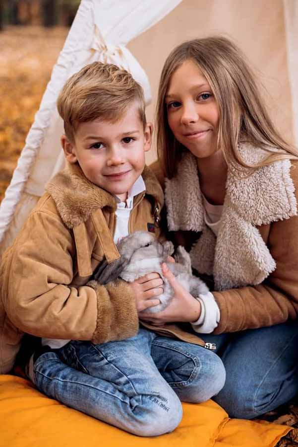 First day of school in Poland
March 10, 2022, she started school today
